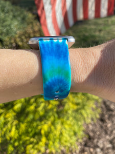 Green and Blue Tie Dye Silicone Band for Fitbit Versa