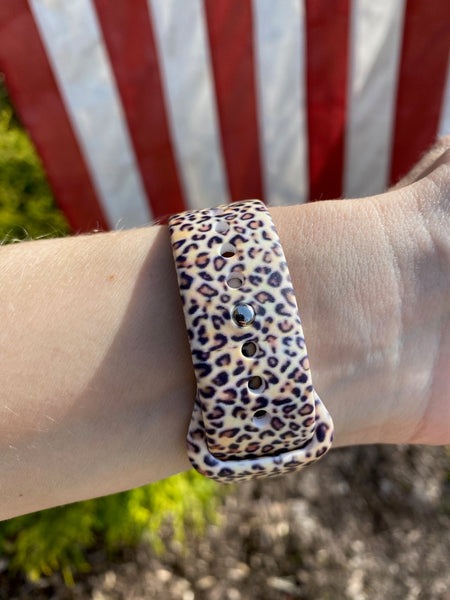 Small Cheetah Silicone Band for Fitbit Versa