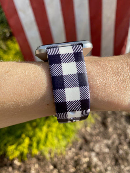 White and Black Buffalo Plaid Silicone Band for Fitbit Versa
